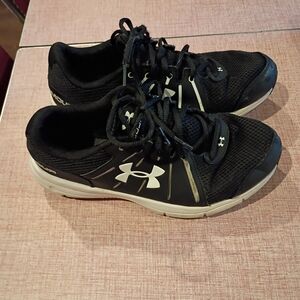 Under Armour Athletic Shoes- BUNDLE ONLY!